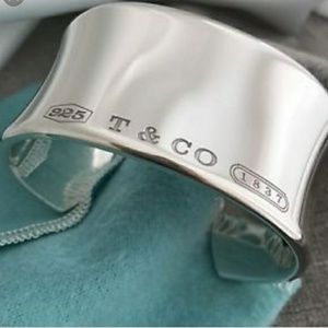 TIFFANY & CO 925 STERLING SILVER CUFF
